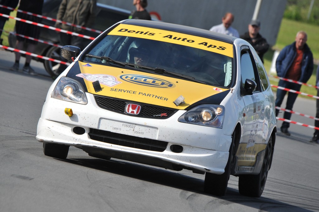 Anders Rygaard og Johnni Christensen har et trumfkort i hånden. Gennemfører de Rally Denmark, er de mestre.